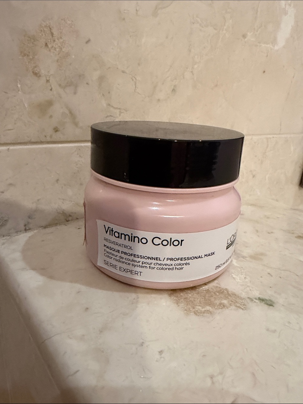 L'Oreal Vitamino Color Hair Mask Pink with Black Lid